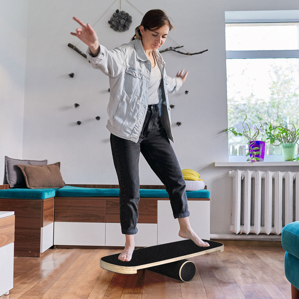Wooden balance board with non-slip surface for core stability and fitness training, suitable for snowboard, skateboard, and yoga exercises.